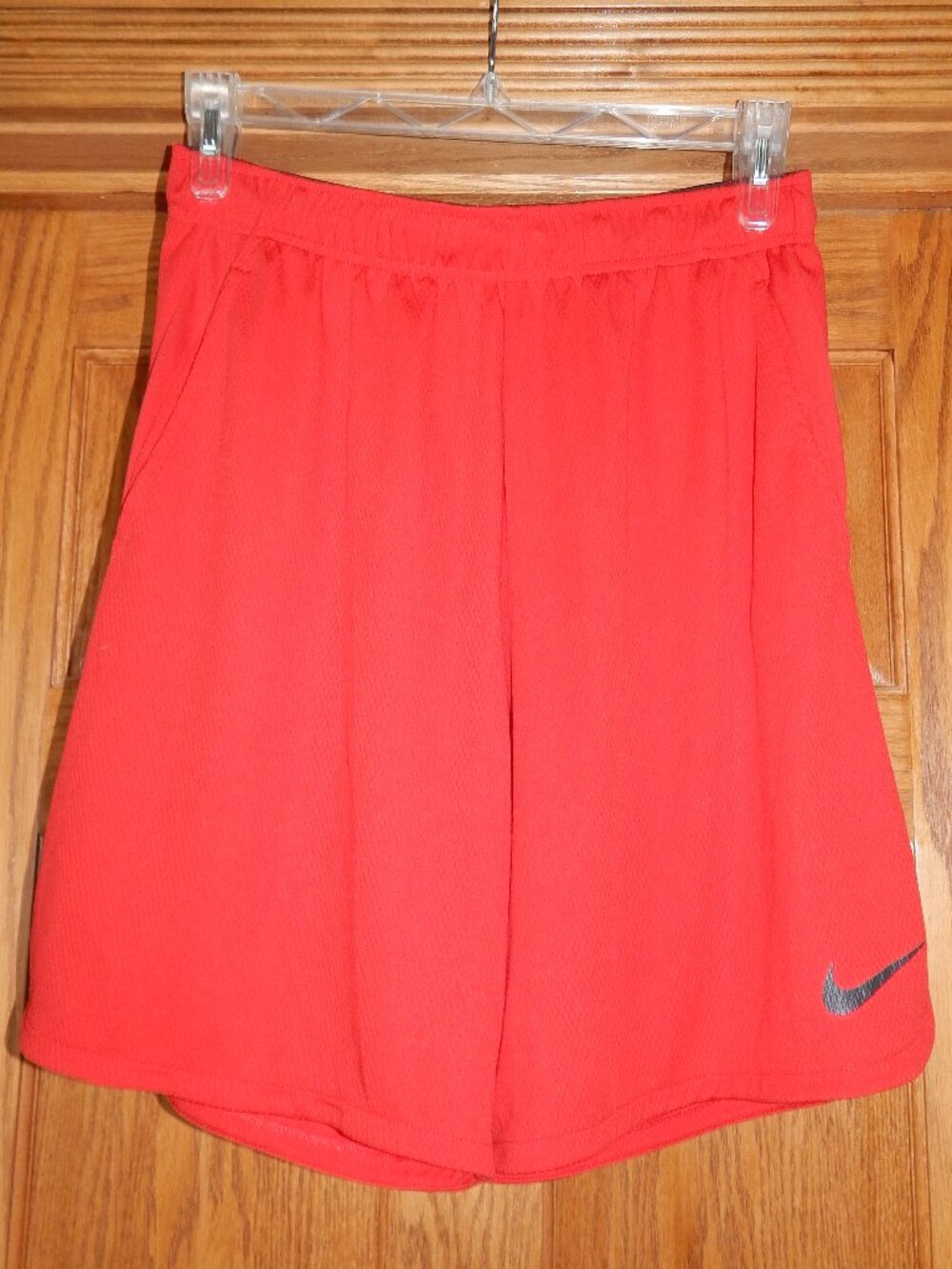 Men's Size Large L NIKE Dri-Fit Red Athletic Shorts Elastic Drawstring Waist